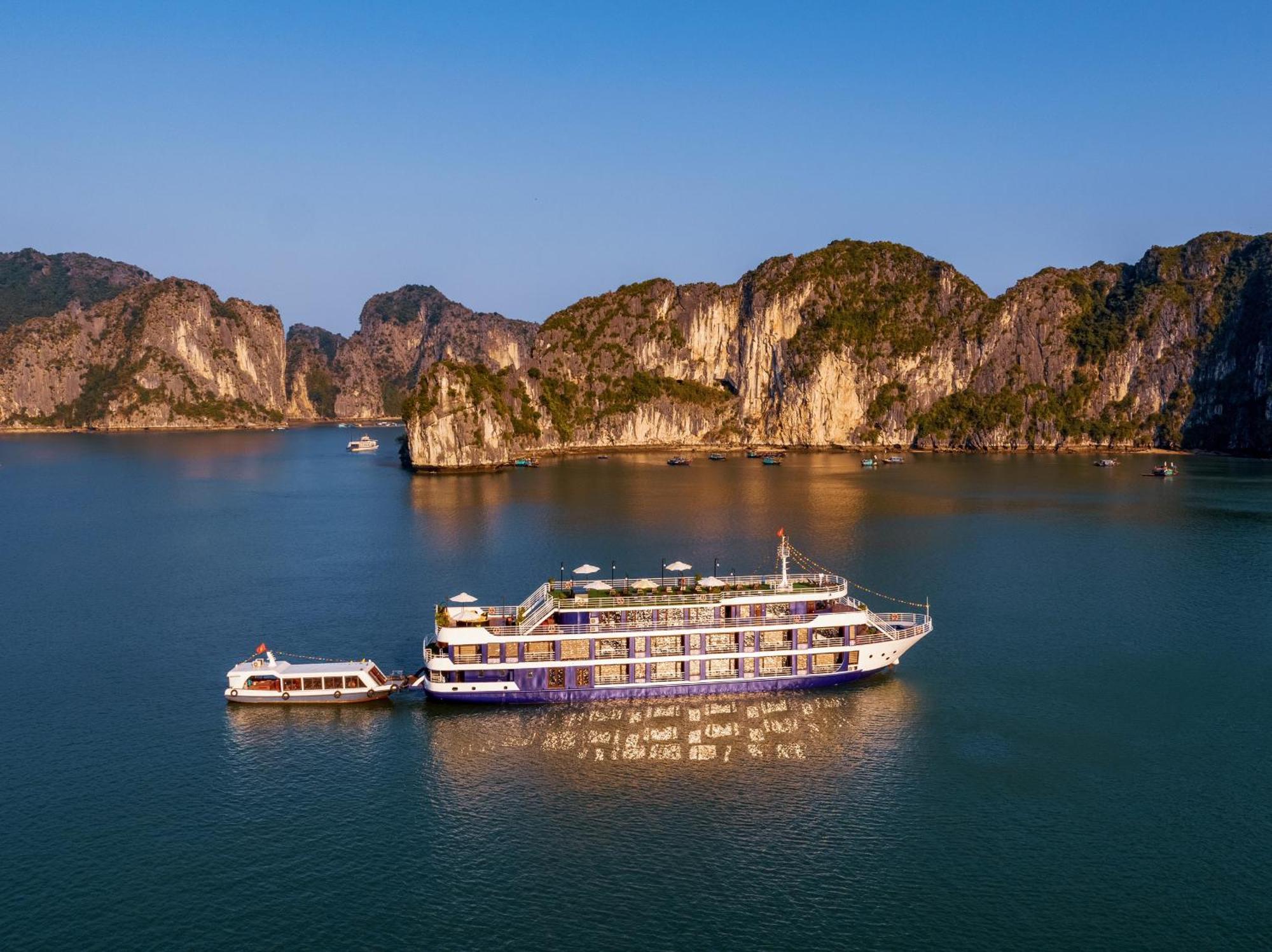 Hotel Halong Dragon Bay Cruise Hạ Long Exterior foto